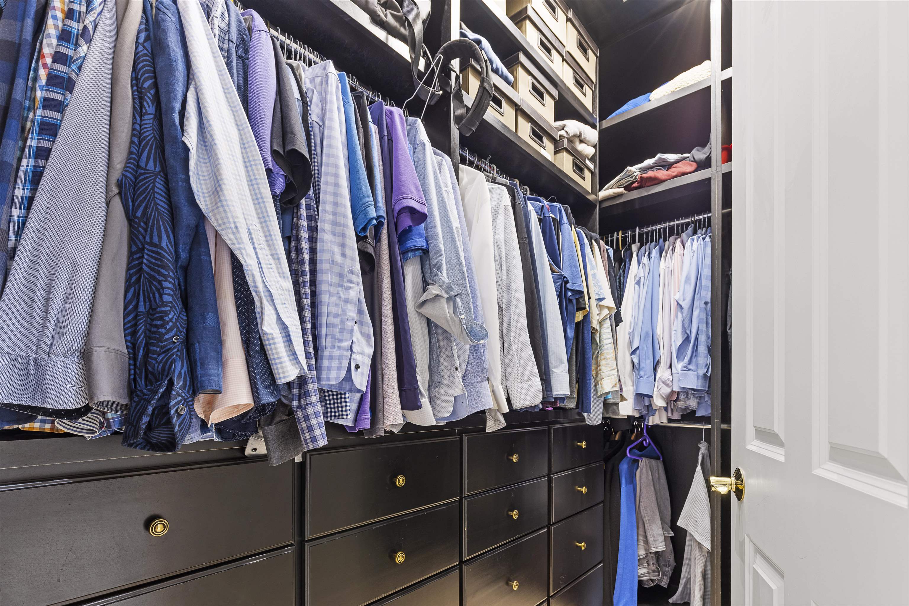 Belvidere, Illinois 61008, United States, 5 Bedrooms Bedrooms, ,4 BathroomsBathrooms,Residential,Active,70041