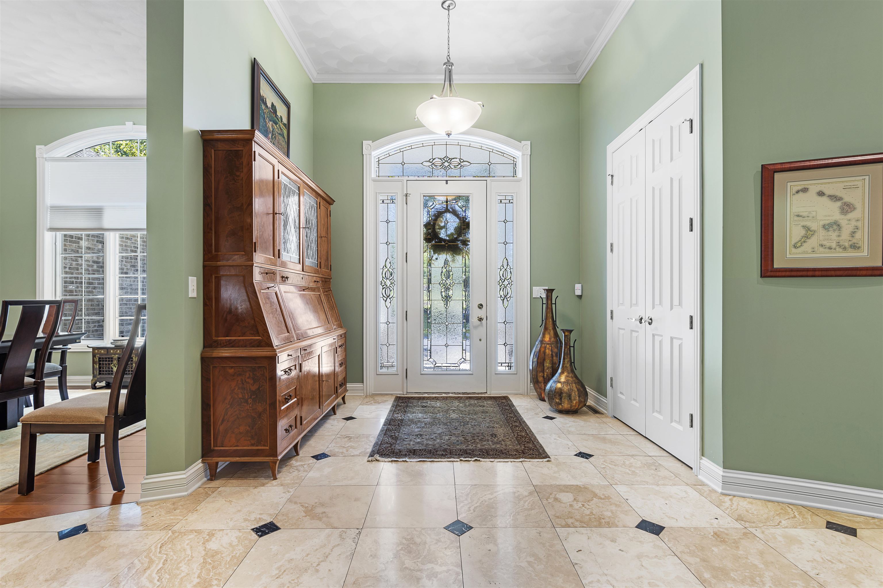 Belvidere, Illinois 61008, United States, 5 Bedrooms Bedrooms, ,4 BathroomsBathrooms,Residential,Active,70041