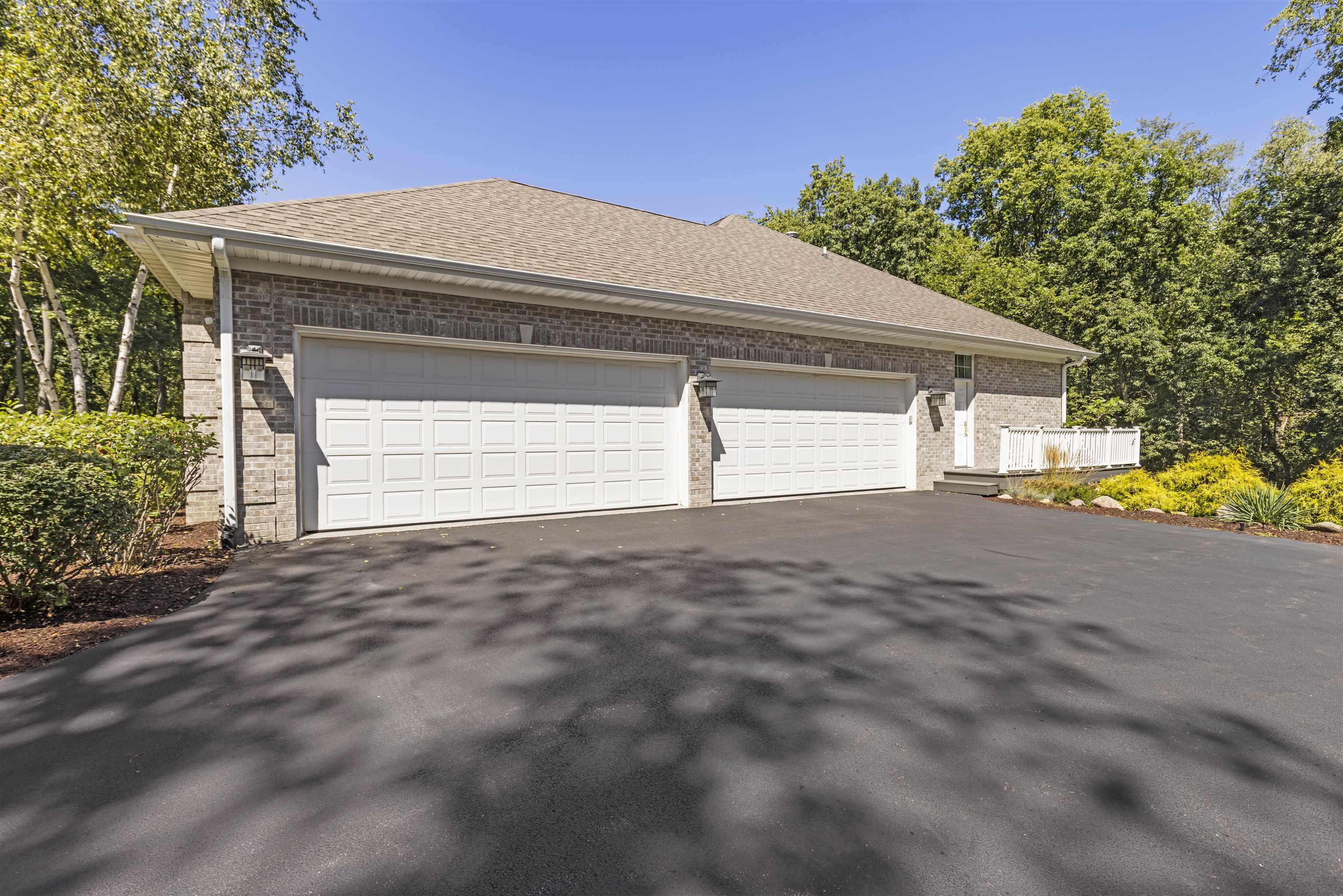 Belvidere, Illinois 61008, United States, 5 Bedrooms Bedrooms, ,4 BathroomsBathrooms,Residential,Active,70041