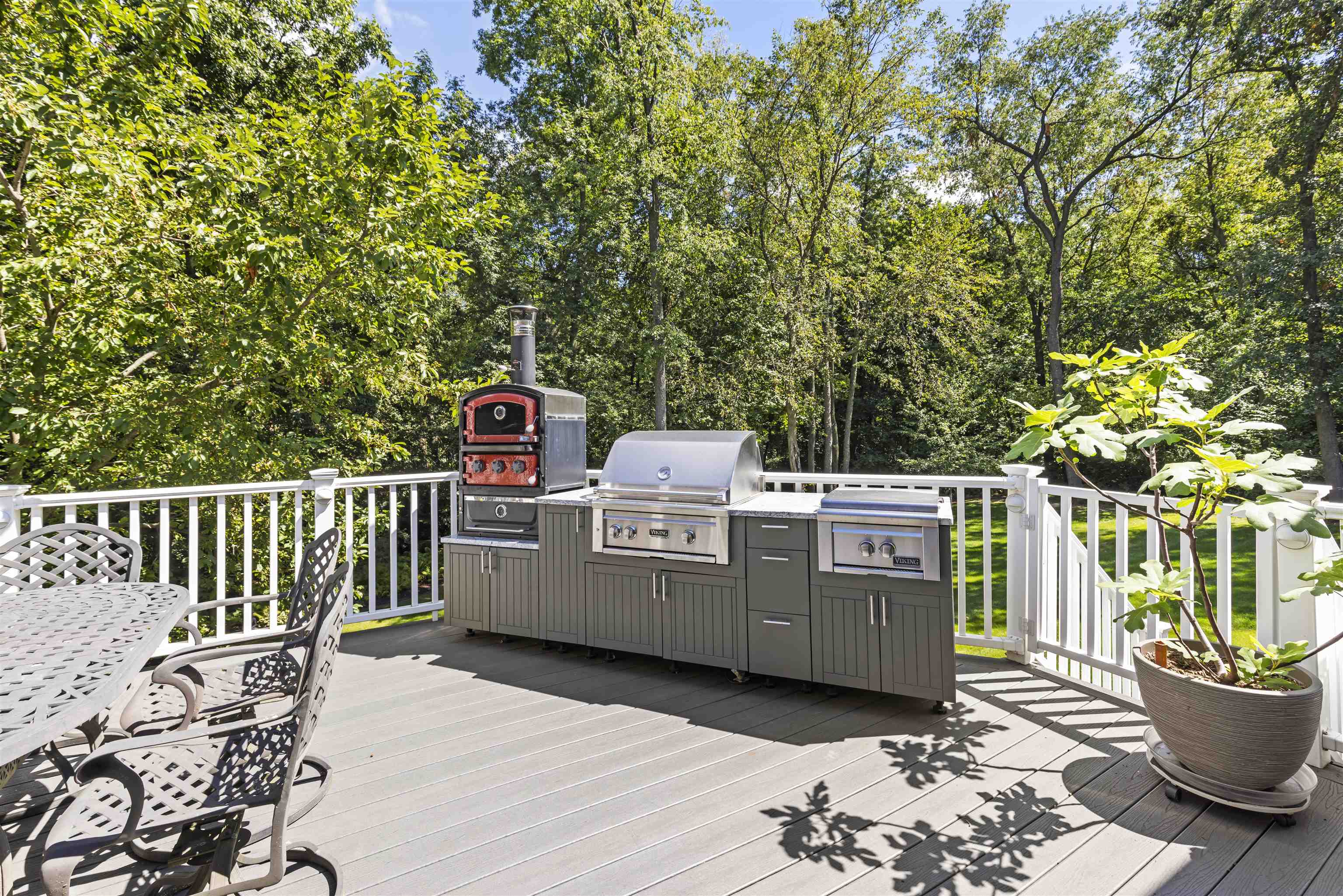 Belvidere, Illinois 61008, United States, 5 Bedrooms Bedrooms, ,4 BathroomsBathrooms,Residential,Active,70041