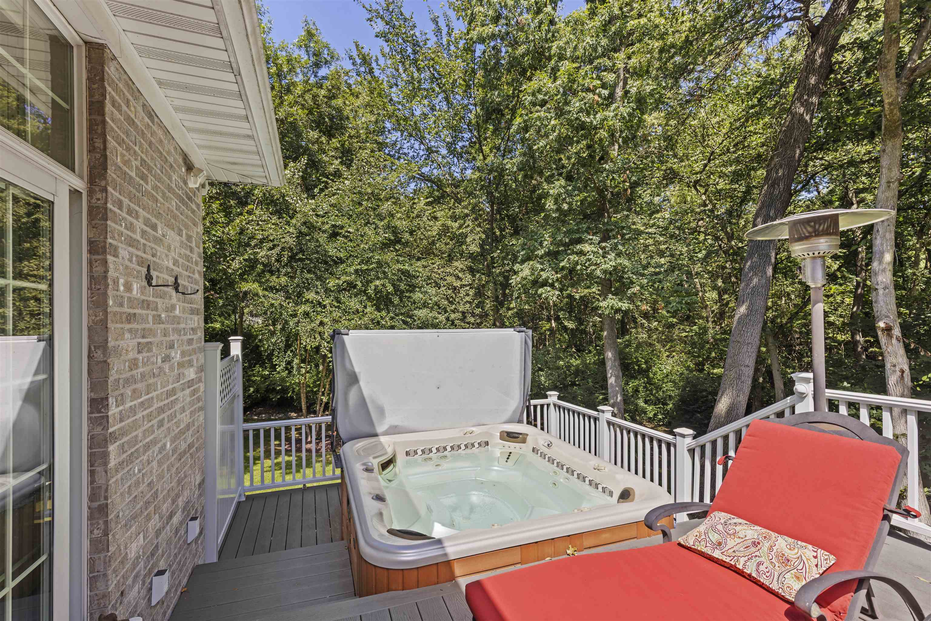 Belvidere, Illinois 61008, United States, 5 Bedrooms Bedrooms, ,4 BathroomsBathrooms,Residential,Active,70041