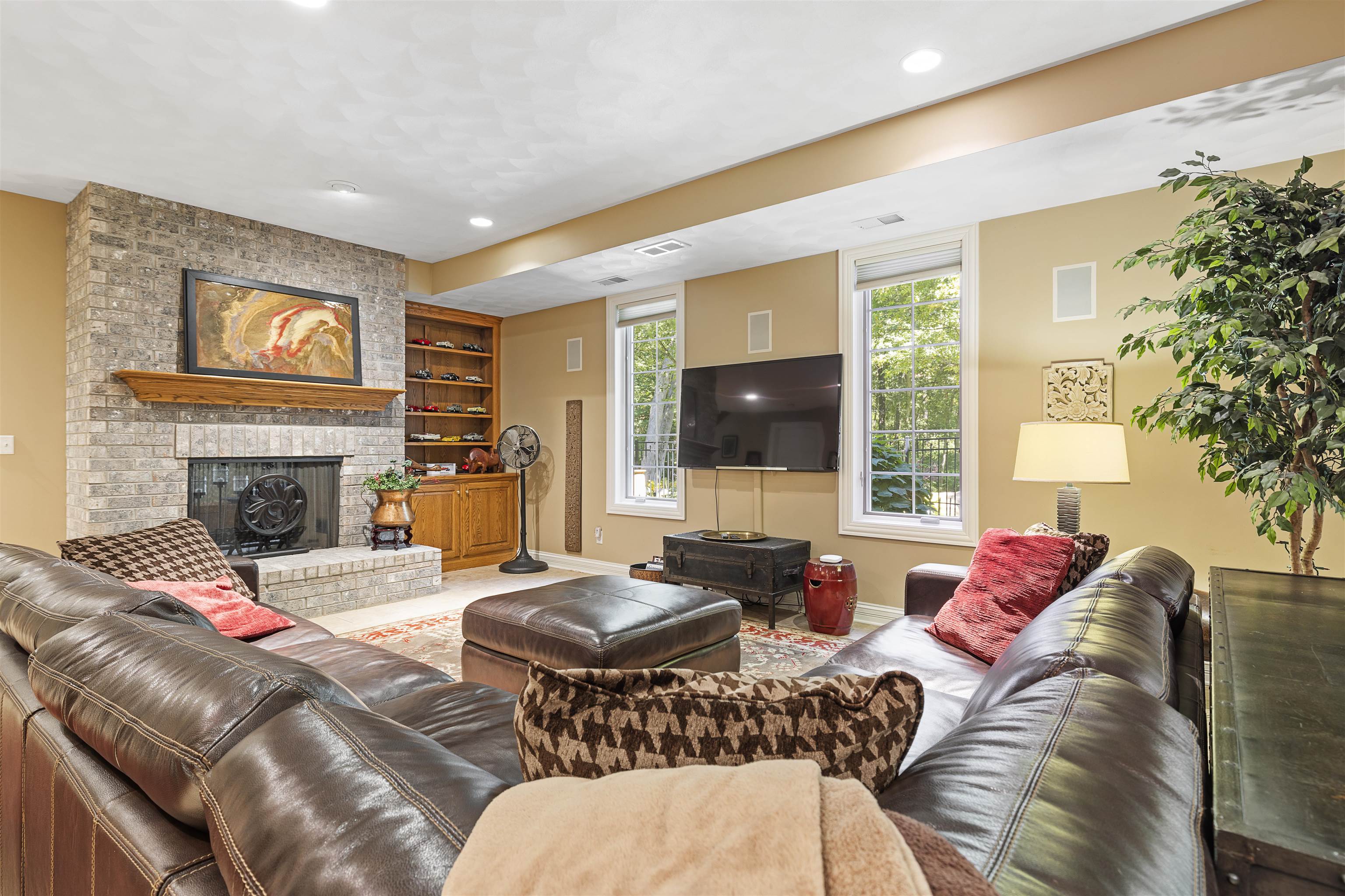 Belvidere, Illinois 61008, United States, 5 Bedrooms Bedrooms, ,4 BathroomsBathrooms,Residential,Active,70041