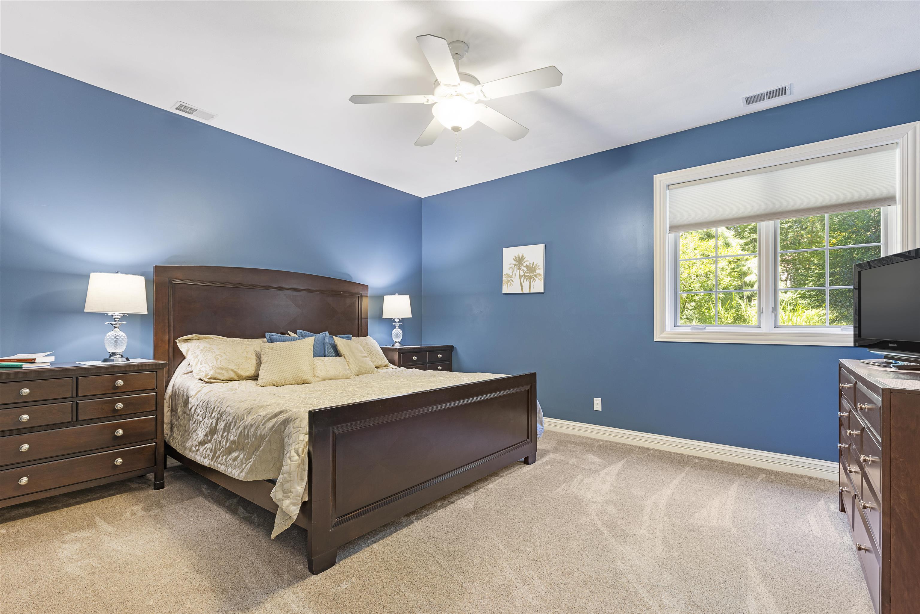 Belvidere, Illinois 61008, United States, 5 Bedrooms Bedrooms, ,4 BathroomsBathrooms,Residential,Active,70041