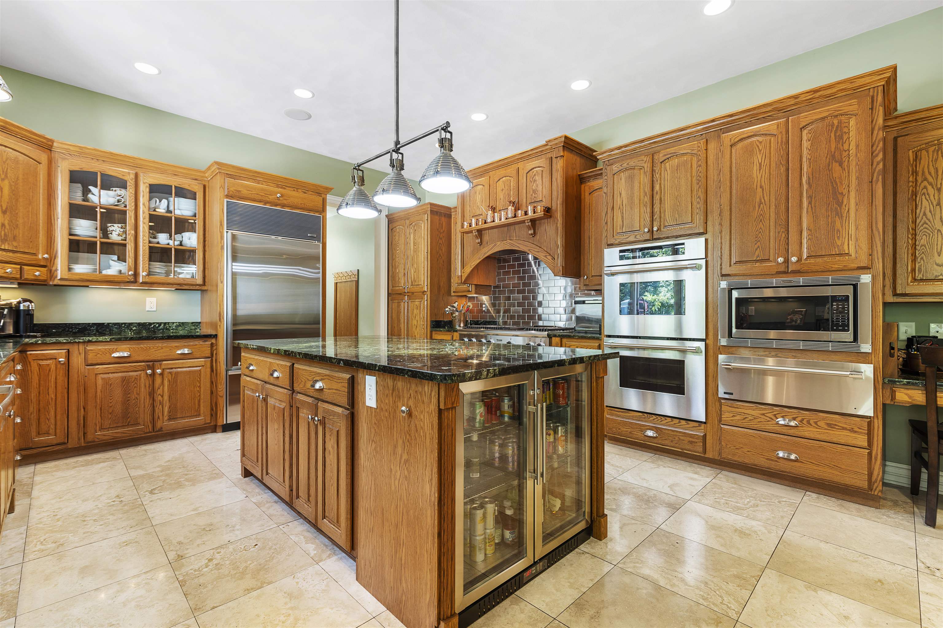 Belvidere, Illinois 61008, United States, 5 Bedrooms Bedrooms, ,4 BathroomsBathrooms,Residential,Active,70041