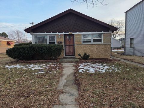 Homes For Sale - 3724 Saint Paul Avenue<br/> BELLWOOD, IL 60104