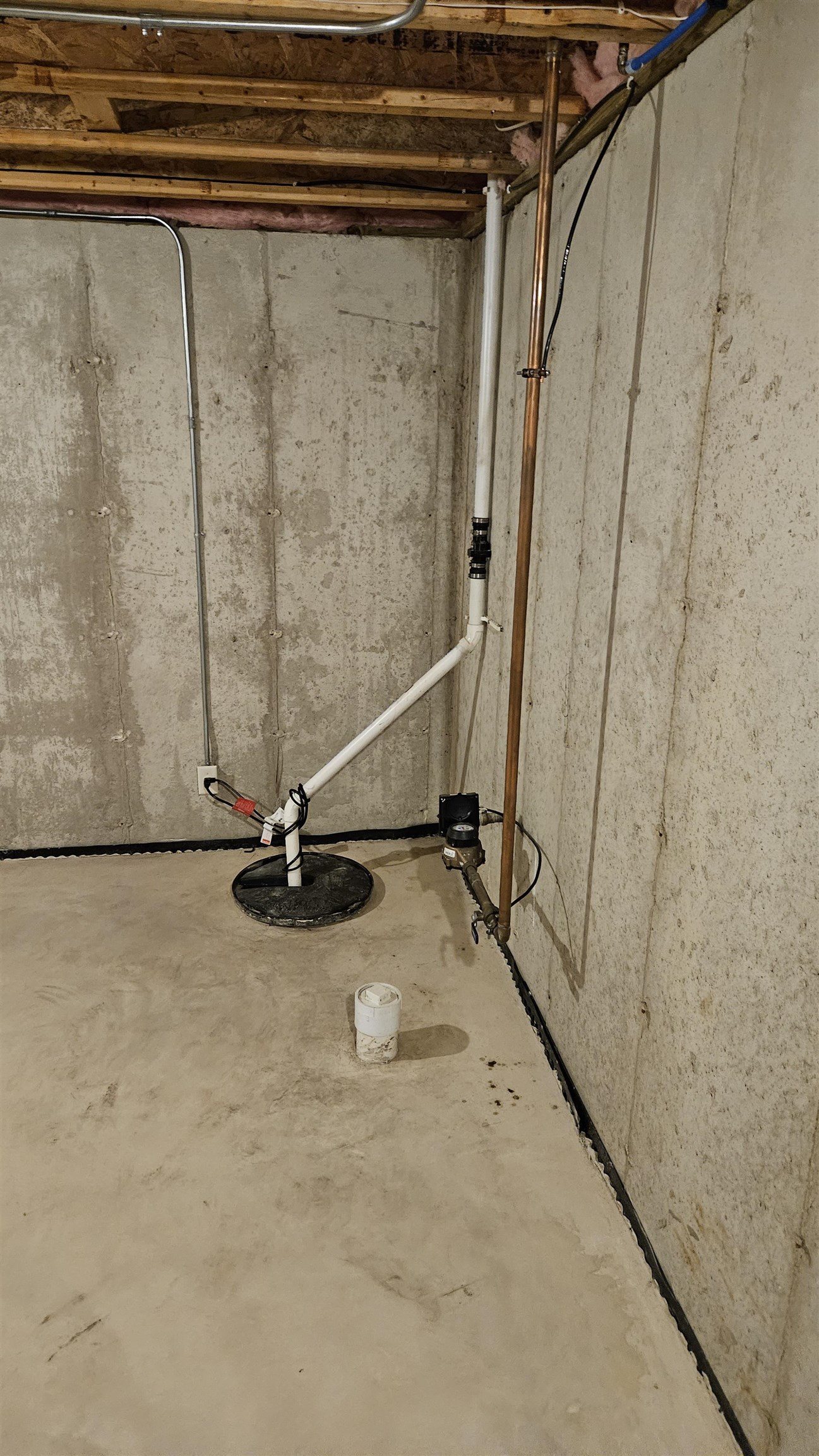 Rockford, Illinois 61101, United States, 2 Bedrooms Bedrooms, ,2 BathroomsBathrooms,Residential,Active,68327