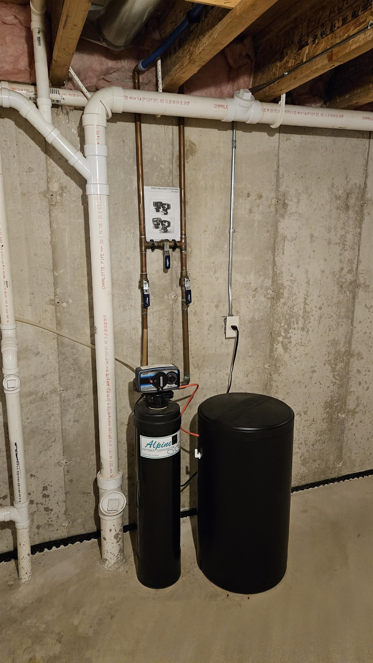 Rockford, Illinois 61101, United States, 2 Bedrooms Bedrooms, ,2 BathroomsBathrooms,Residential,Active,68327