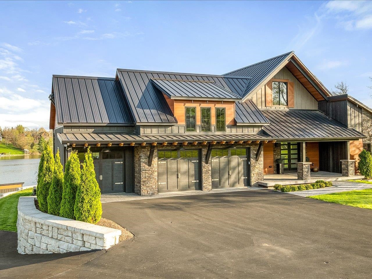 26-62 Blackwood Court