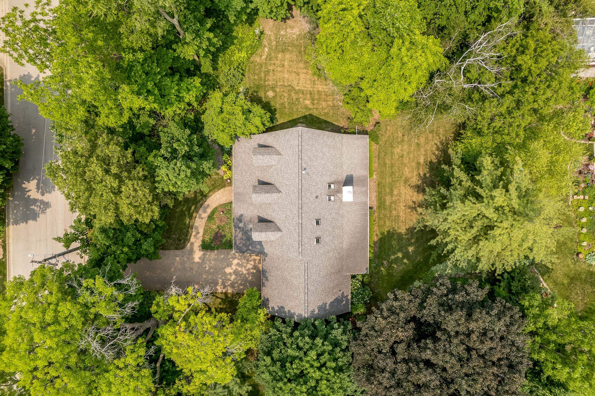 Rockford, Illinois 61107, United States, 3 Bedrooms Bedrooms, ,3 BathroomsBathrooms,Residential,Pending,143694