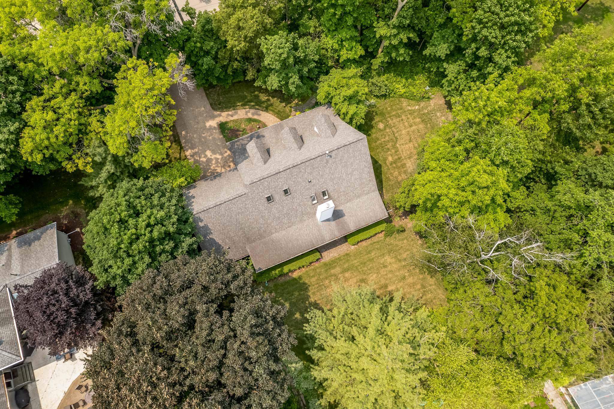 Rockford, Illinois 61107, United States, 3 Bedrooms Bedrooms, ,3 BathroomsBathrooms,Residential,Pending,143694