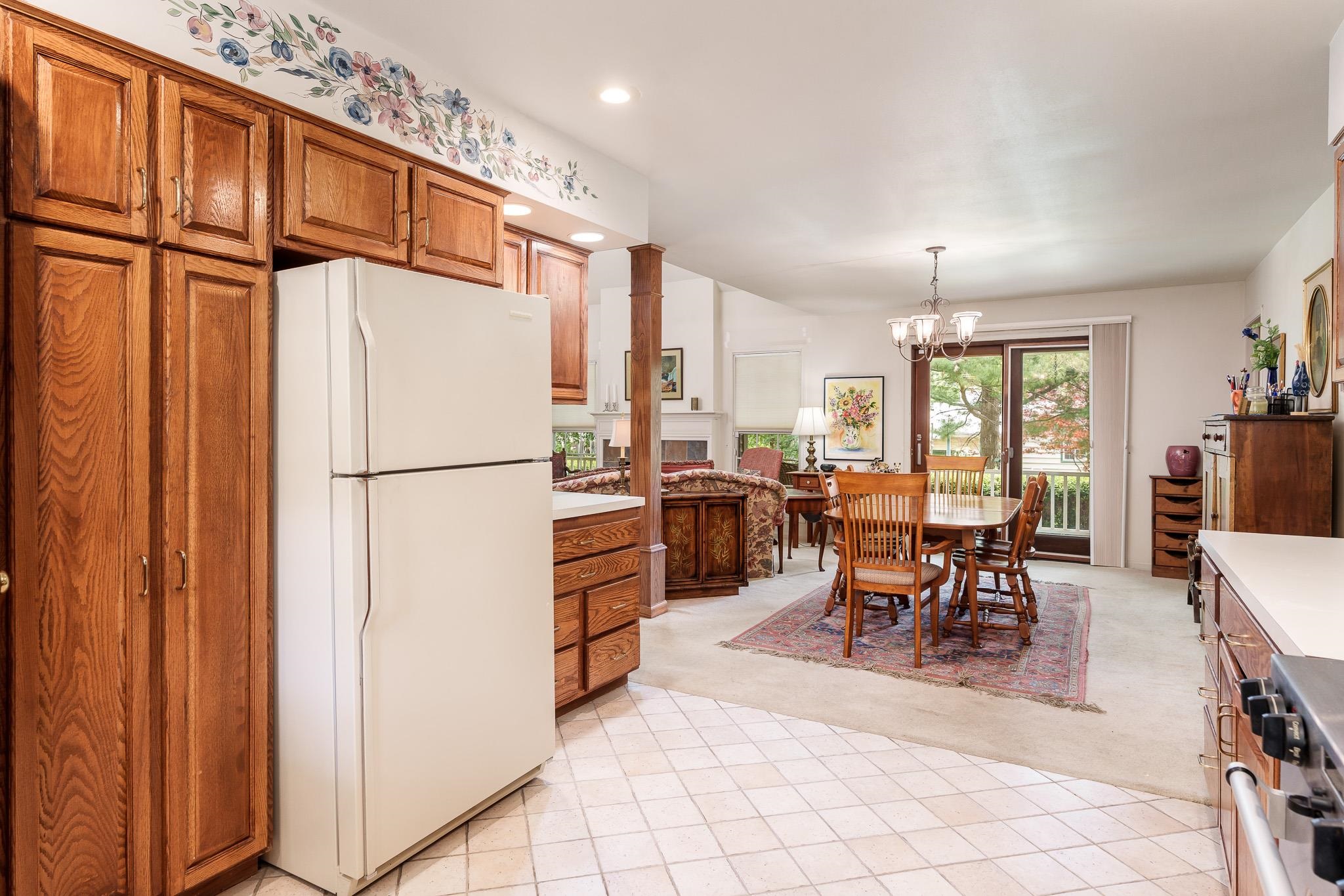 Rockford, Illinois 61107, United States, 3 Bedrooms Bedrooms, ,3 BathroomsBathrooms,Residential,Pending,143694