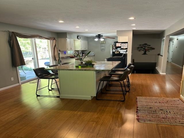Machesney Park, Illinois 61115, United States, 3 Bedrooms Bedrooms, ,3 BathroomsBathrooms,Residential,Pending,38966