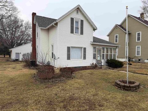 Homes For Sale - 509 N Walnut Street<br/> BYRON, IL 61010