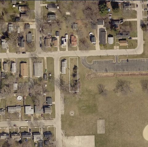 Vacant Land For Sale - 711 E Pearl Avenue<br/> LOVES PARK, IL 61111