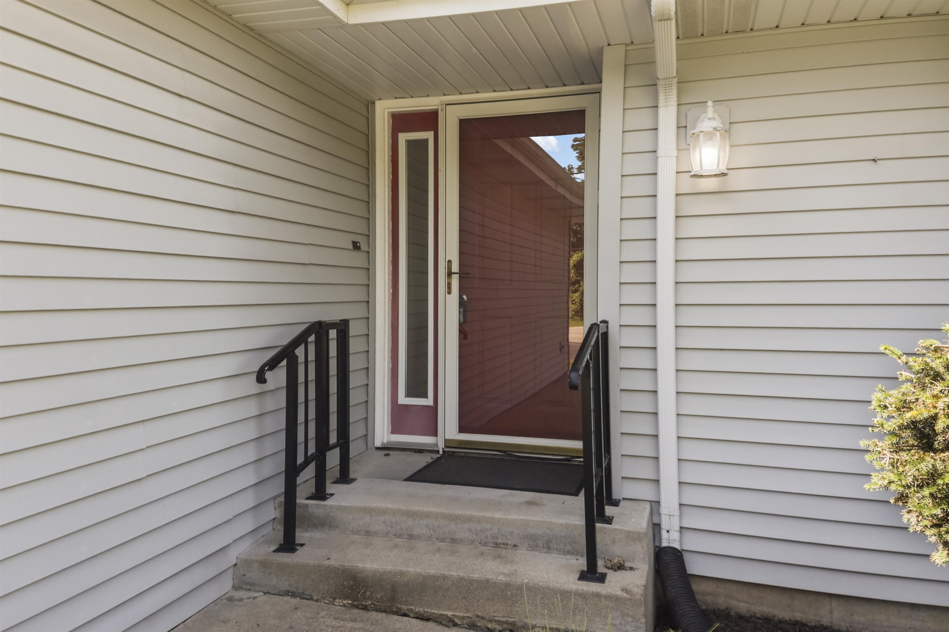 5939 Chestnut Street - Photo 3