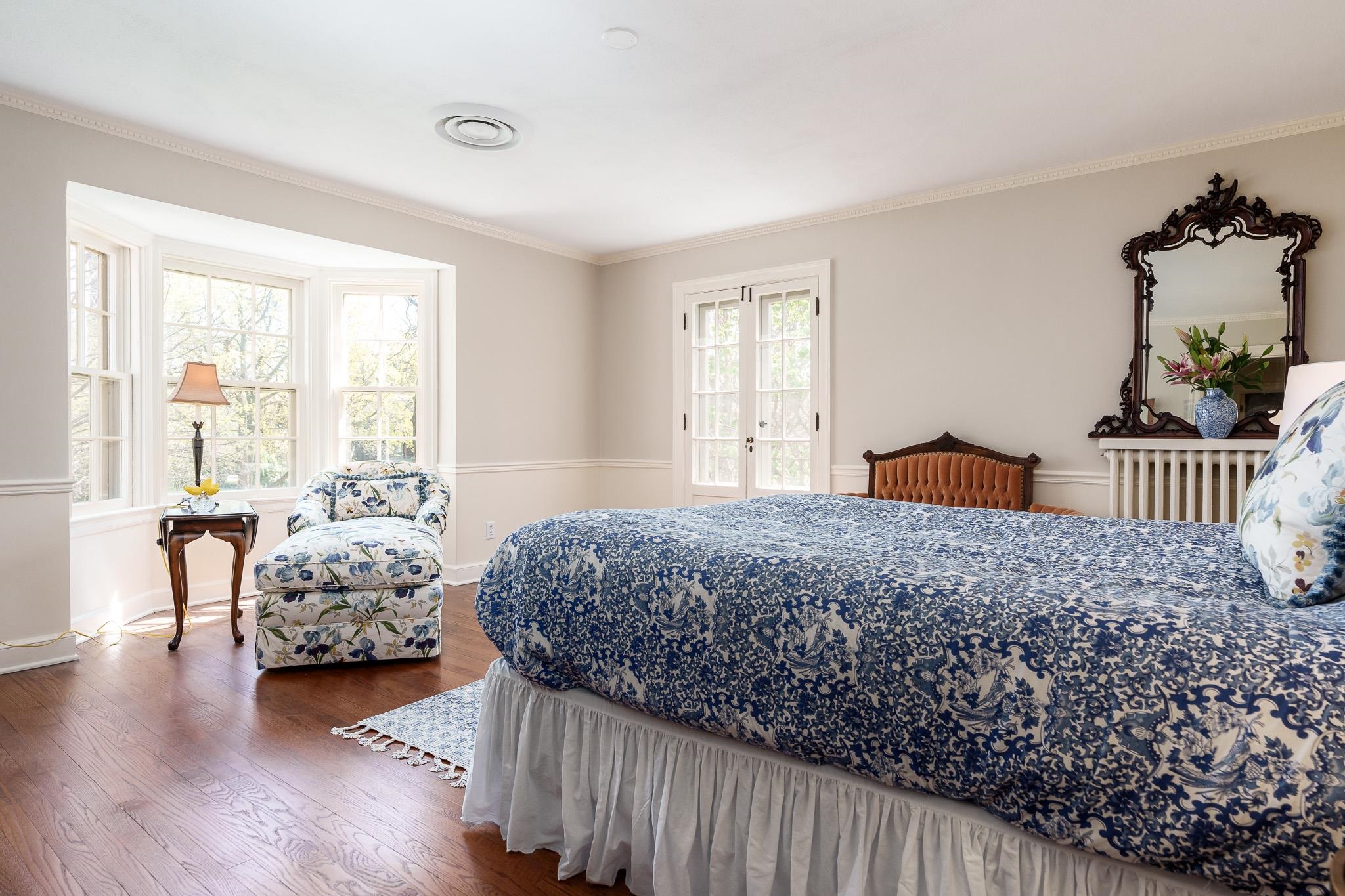 Rockford, Illinois 61103, United States, 4 Bedrooms Bedrooms, ,4 BathroomsBathrooms,Residential,Pending,118211