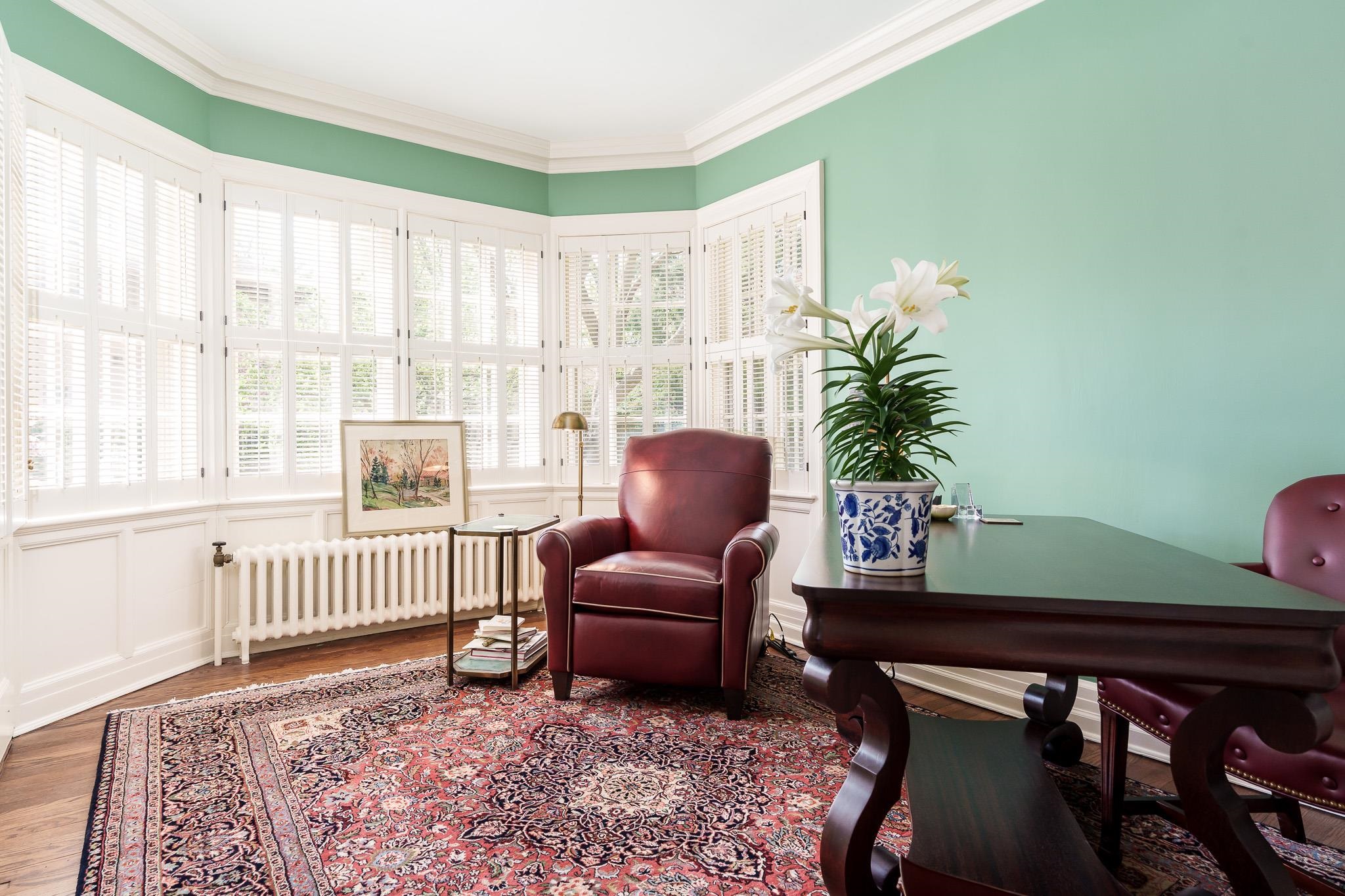 Rockford, Illinois 61103, United States, 4 Bedrooms Bedrooms, ,4 BathroomsBathrooms,Residential,Pending,118211