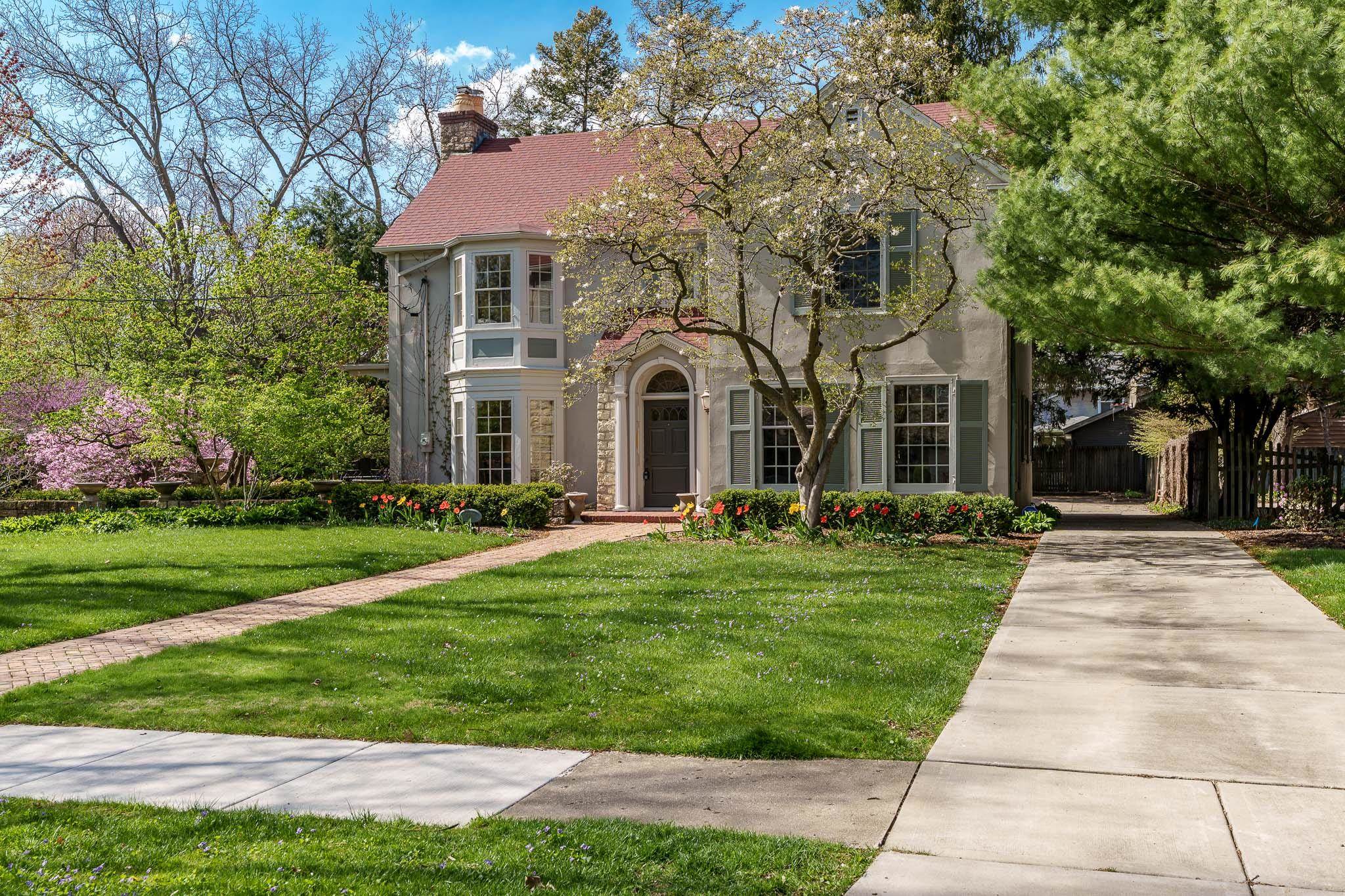 Rockford, Illinois 61103, United States, 4 Bedrooms Bedrooms, ,4 BathroomsBathrooms,Residential,Pending,118211