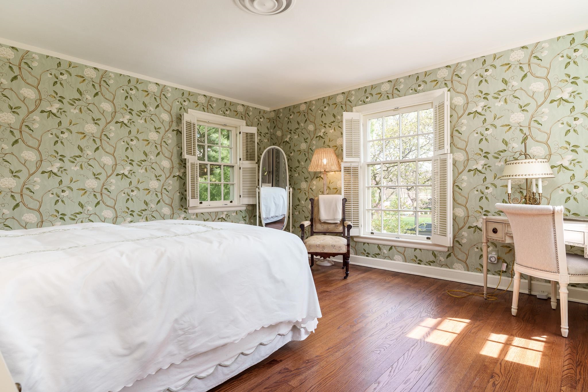 Rockford, Illinois 61103, United States, 4 Bedrooms Bedrooms, ,4 BathroomsBathrooms,Residential,Pending,118211