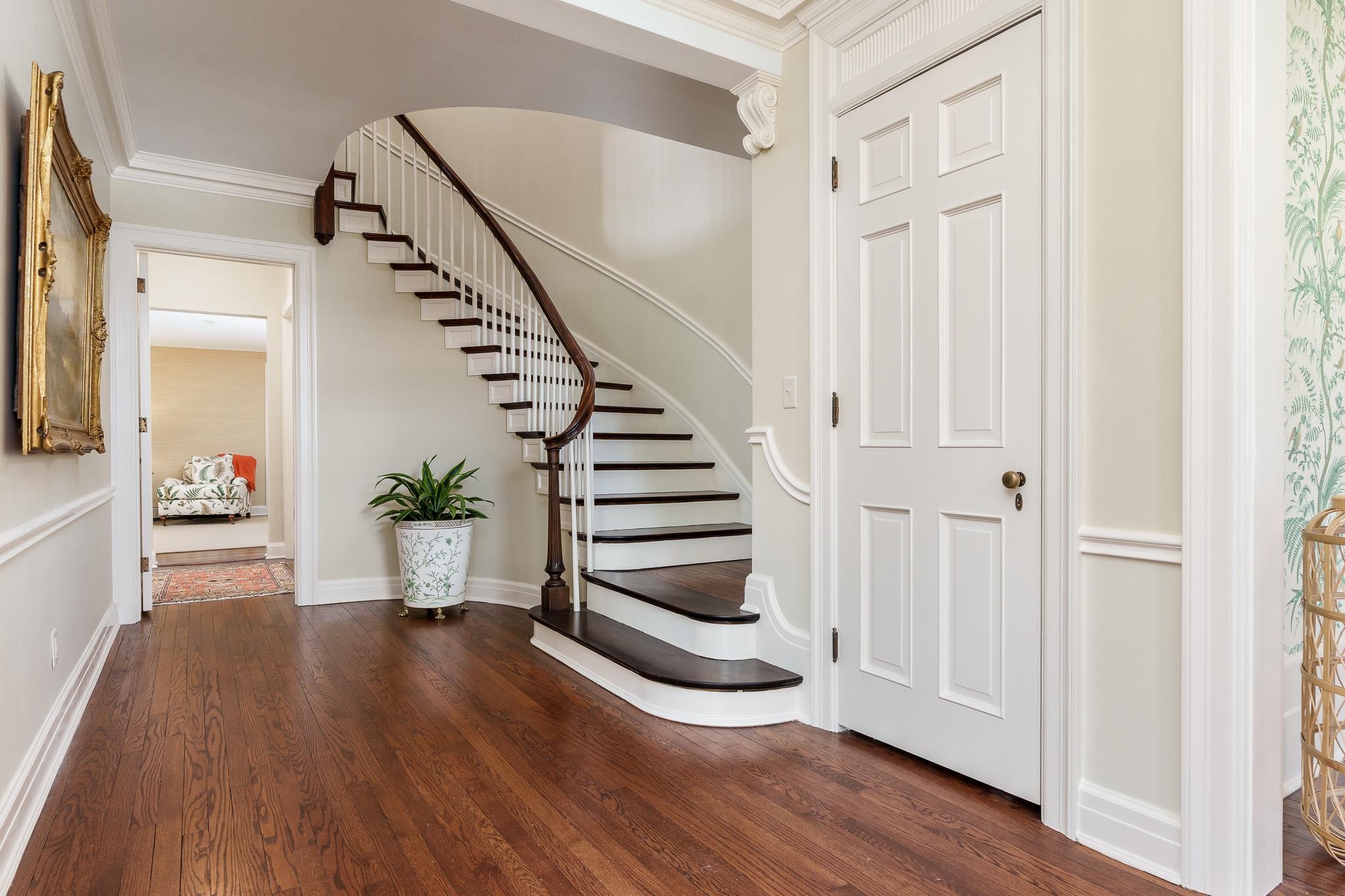 Rockford, Illinois 61103, United States, 4 Bedrooms Bedrooms, ,4 BathroomsBathrooms,Residential,Pending,118211