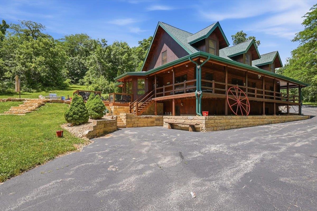 2105 N Elizabeth Scales Mound Road