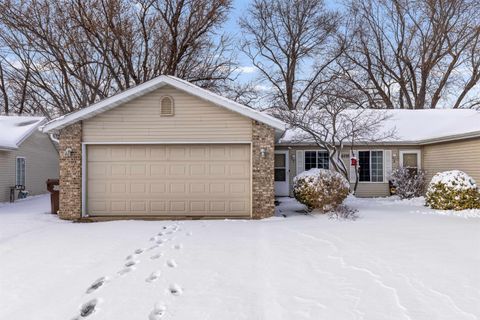 Condo For Sale - 6792 Audree Lane Lane<br/> LOVES PARK, IL 61111