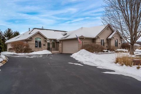 Homes For Sale - 11381 Lindbergh Lane<br/> Boone County, POPLAR GROVE, IL 61065