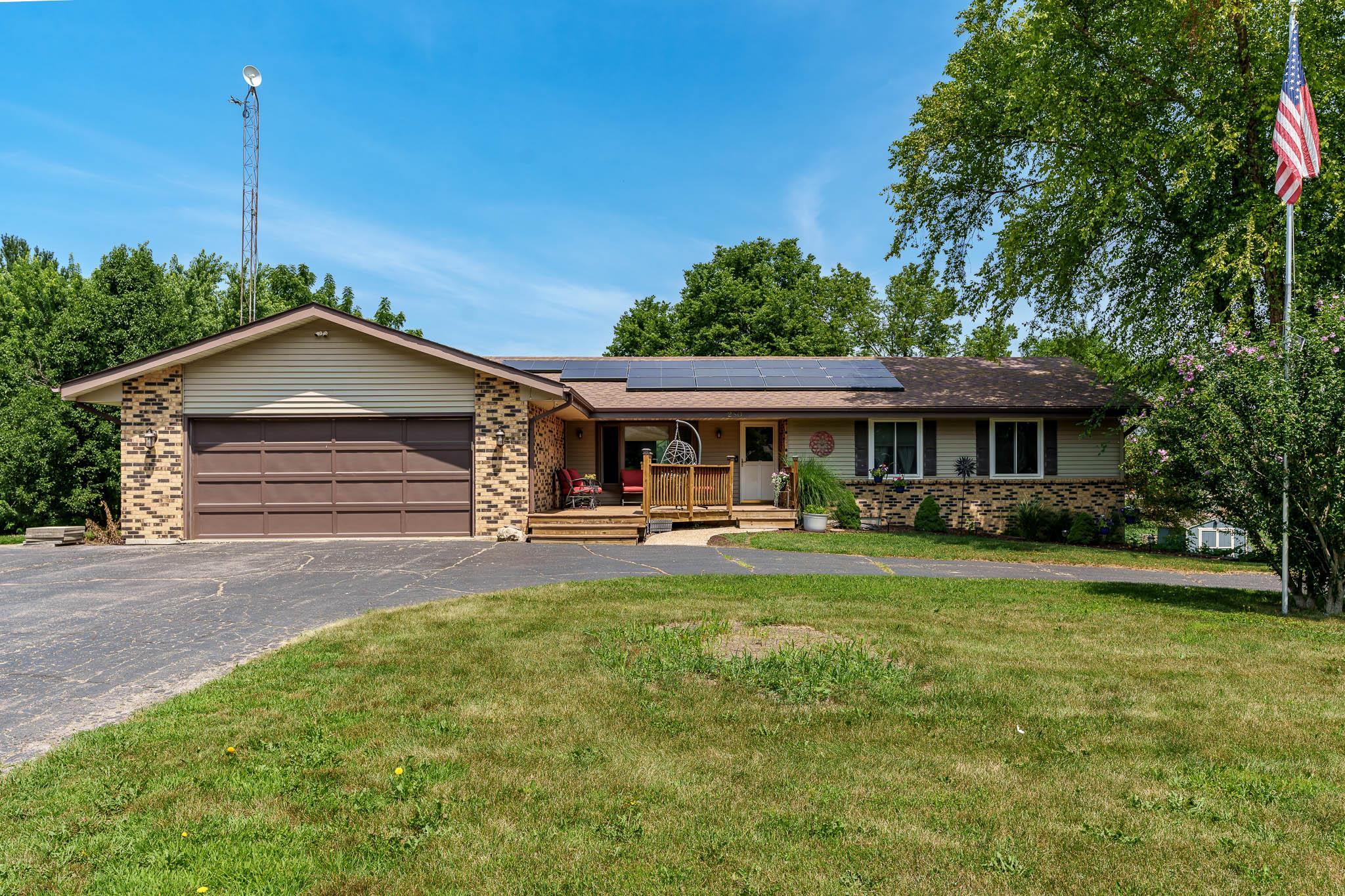 Photo 1 of 58 — 280 Knoll Road, BELVIDERE, IL 61008