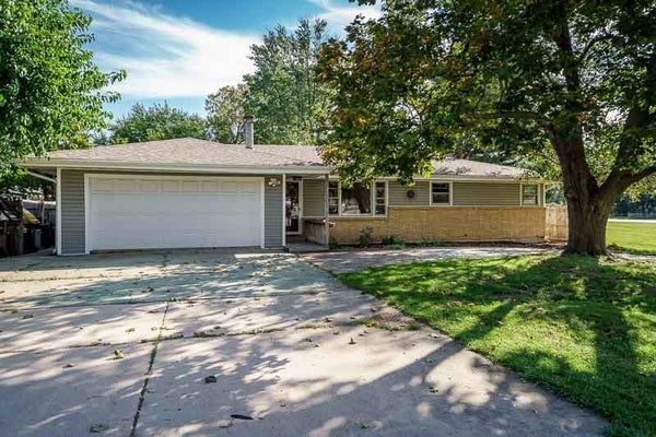 8223 N ALPINE RD, MACHESNEY PARK, IL 61115 - Image 22a8a484e9e30c076858b95a8a529a6a/3628446090