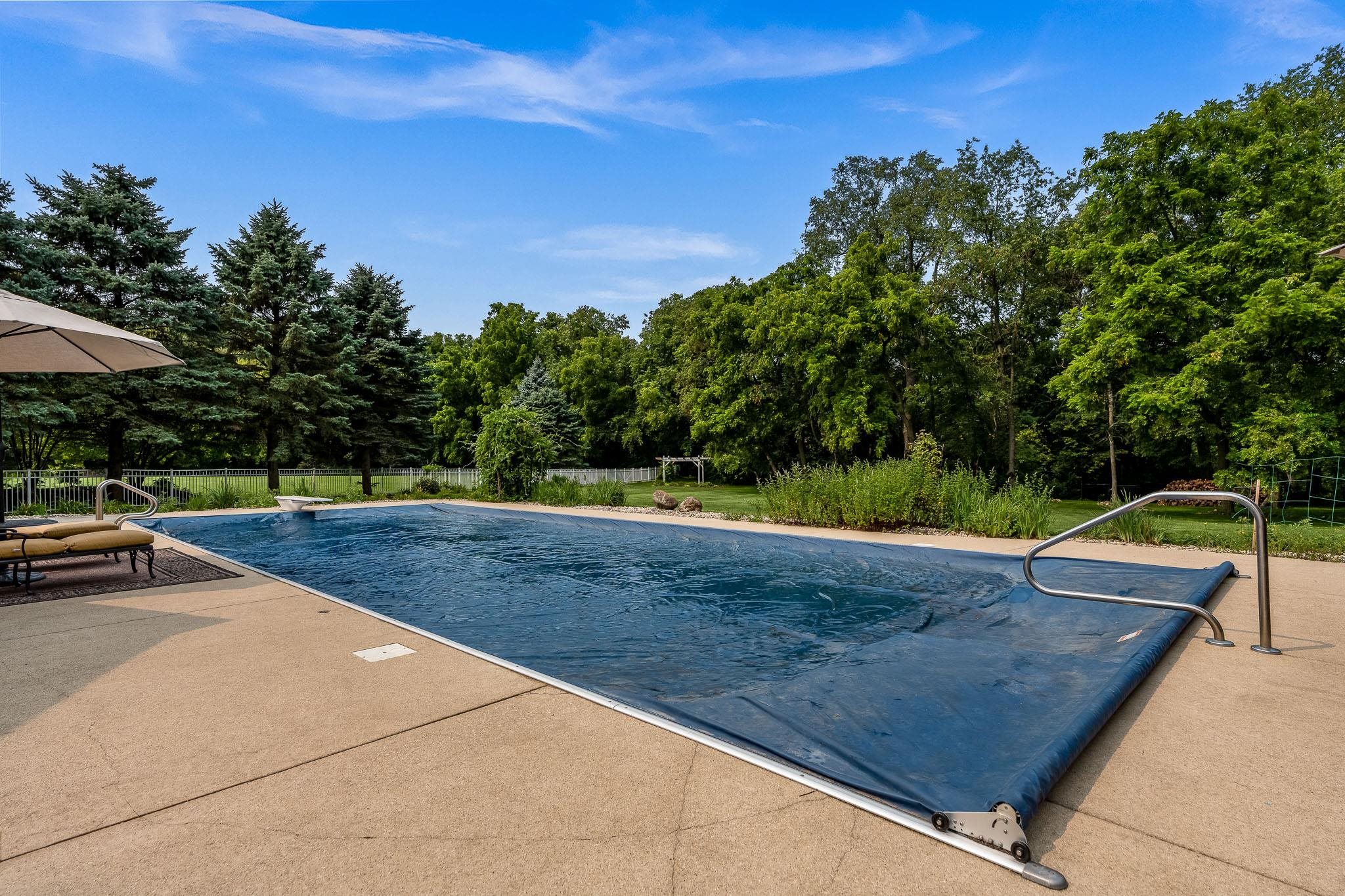 Roscoe, Illinois 61073, United States, 4 Bedrooms Bedrooms, ,4 BathroomsBathrooms,Residential,Pending,20727