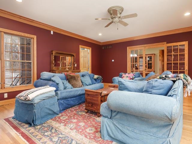 Roscoe, Illinois 61073, United States, 4 Bedrooms Bedrooms, ,4 BathroomsBathrooms,Residential,Pending,20727