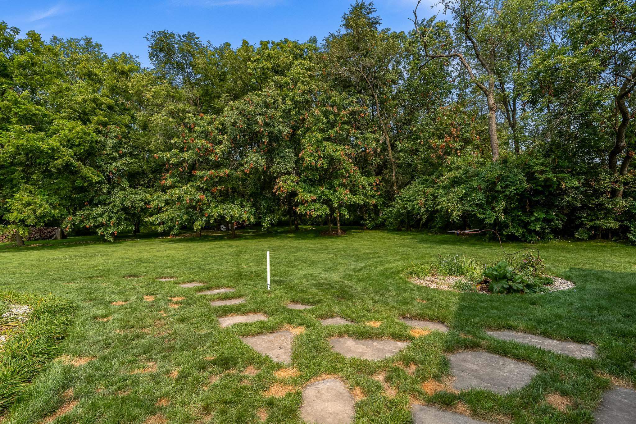 Roscoe, Illinois 61073, United States, 4 Bedrooms Bedrooms, ,4 BathroomsBathrooms,Residential,Pending,20727