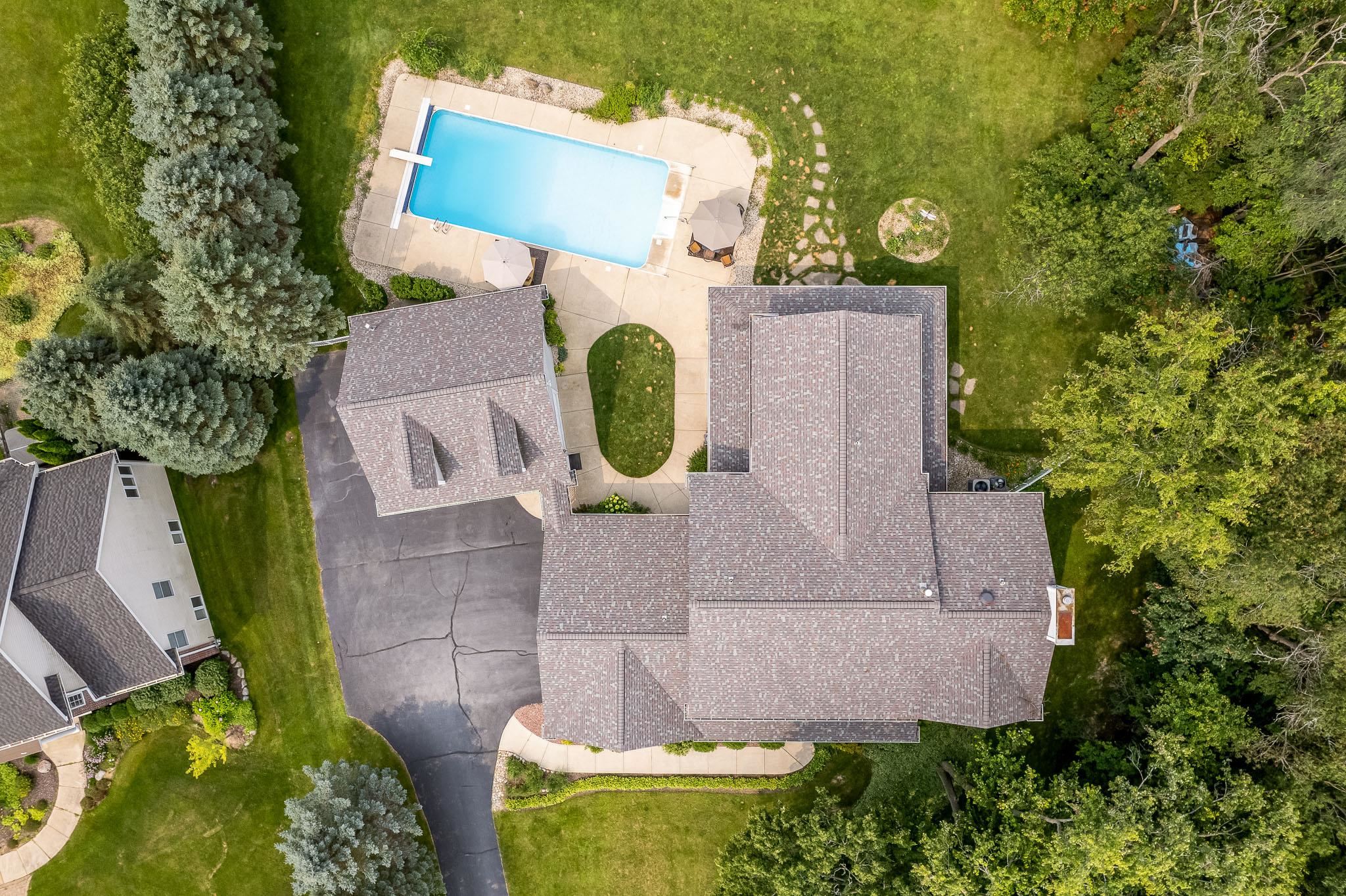 Roscoe, Illinois 61073, United States, 4 Bedrooms Bedrooms, ,4 BathroomsBathrooms,Residential,Pending,20727