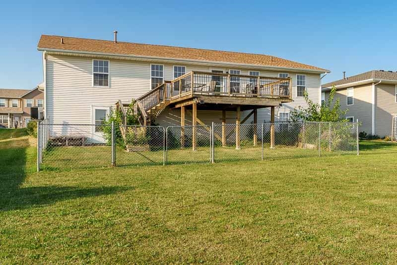 Loves Park, Illinois 61111, United States, 4 Bedrooms Bedrooms, ,4 BathroomsBathrooms,Residential,Active,213441