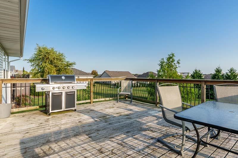 Loves Park, Illinois 61111, United States, 4 Bedrooms Bedrooms, ,4 BathroomsBathrooms,Residential,Active,213441