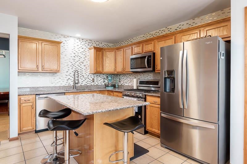 Loves Park, Illinois 61111, United States, 4 Bedrooms Bedrooms, ,4 BathroomsBathrooms,Residential,Active,213441