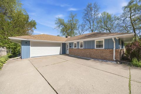 Homes For Sale - 1311 Coolidge Place<br/> ROCKFORD, IL 61107