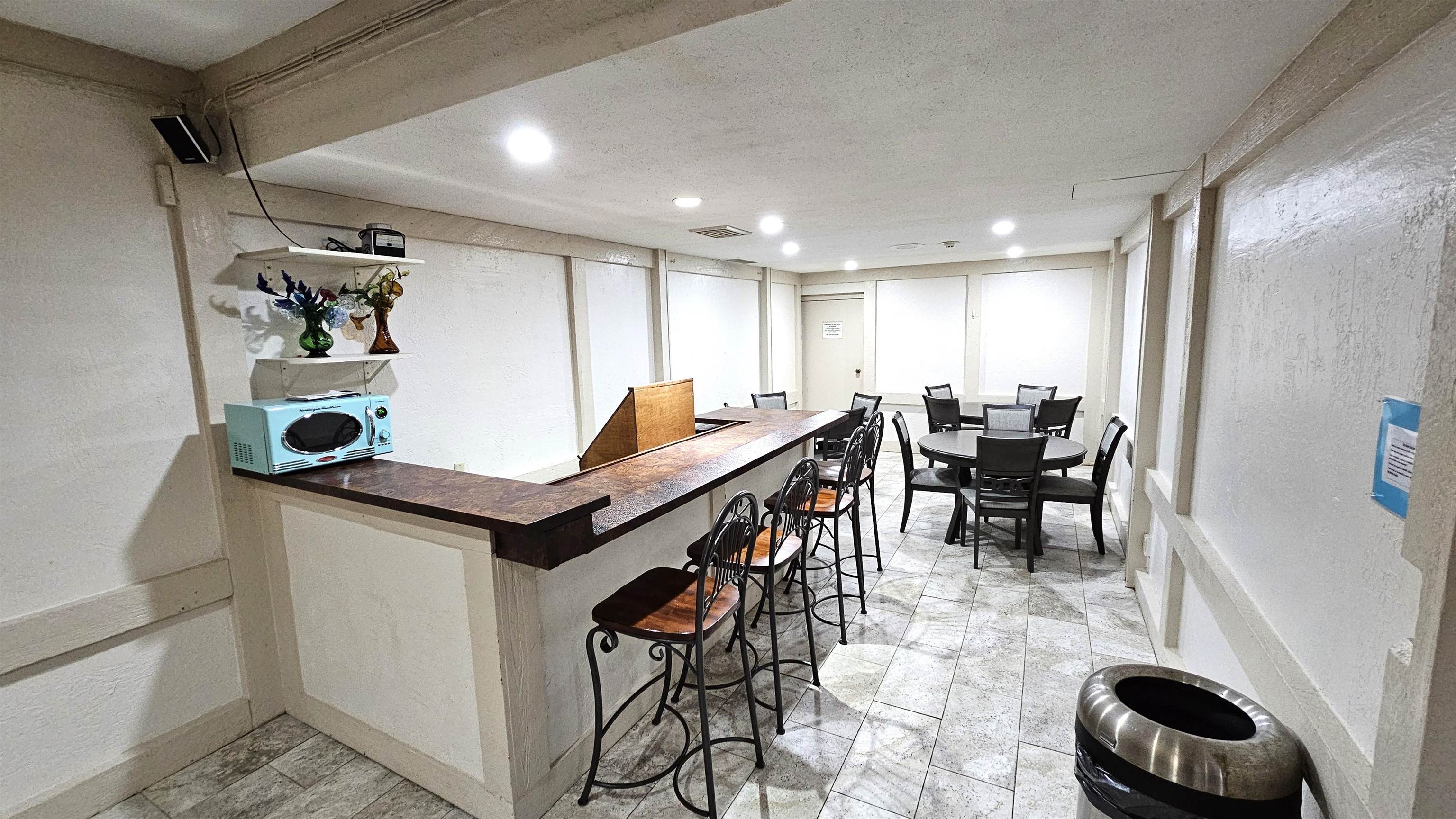 Rockford, Illinois 61114, United States, 2 Bedrooms Bedrooms, ,2 BathroomsBathrooms,Residential,Active,250735