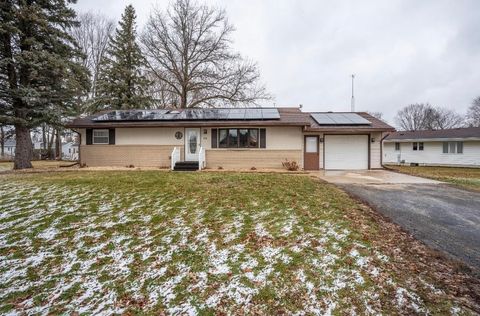 Apartment For Sale - 304 Lumar Drive<br/> Stephenson County, PEARL CITY, IL 61062