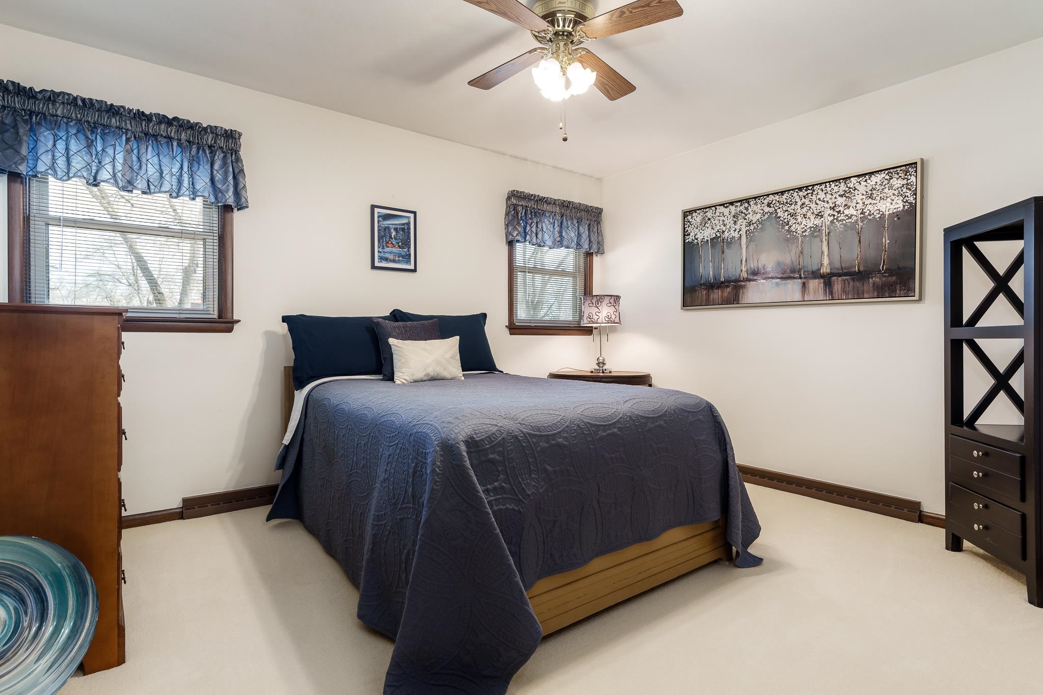 Rockford, Illinois 61107, United States, 3 Bedrooms Bedrooms, ,2 BathroomsBathrooms,Residential,Pending,12729