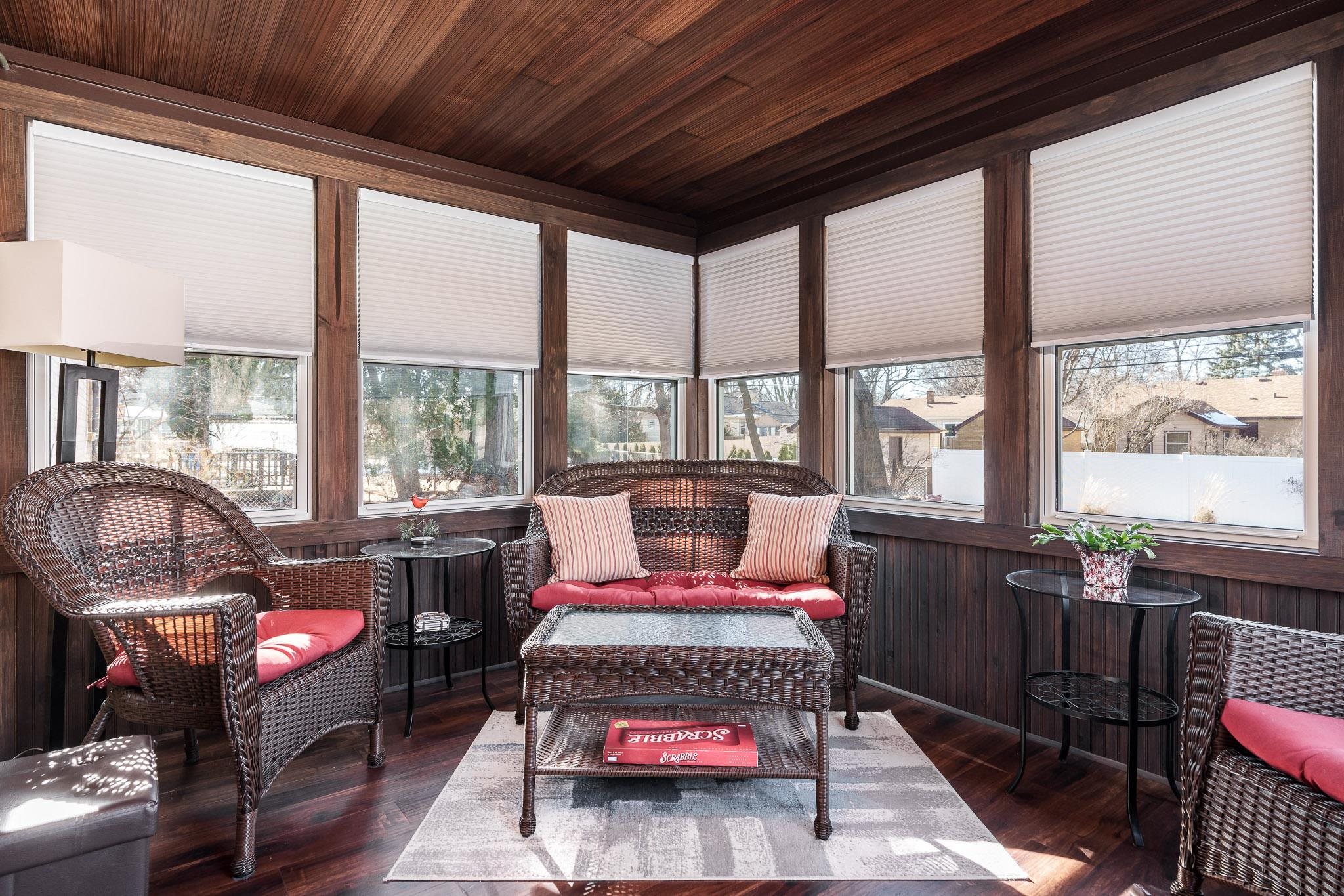 Rockford, Illinois 61107, United States, 3 Bedrooms Bedrooms, ,2 BathroomsBathrooms,Residential,Pending,12729