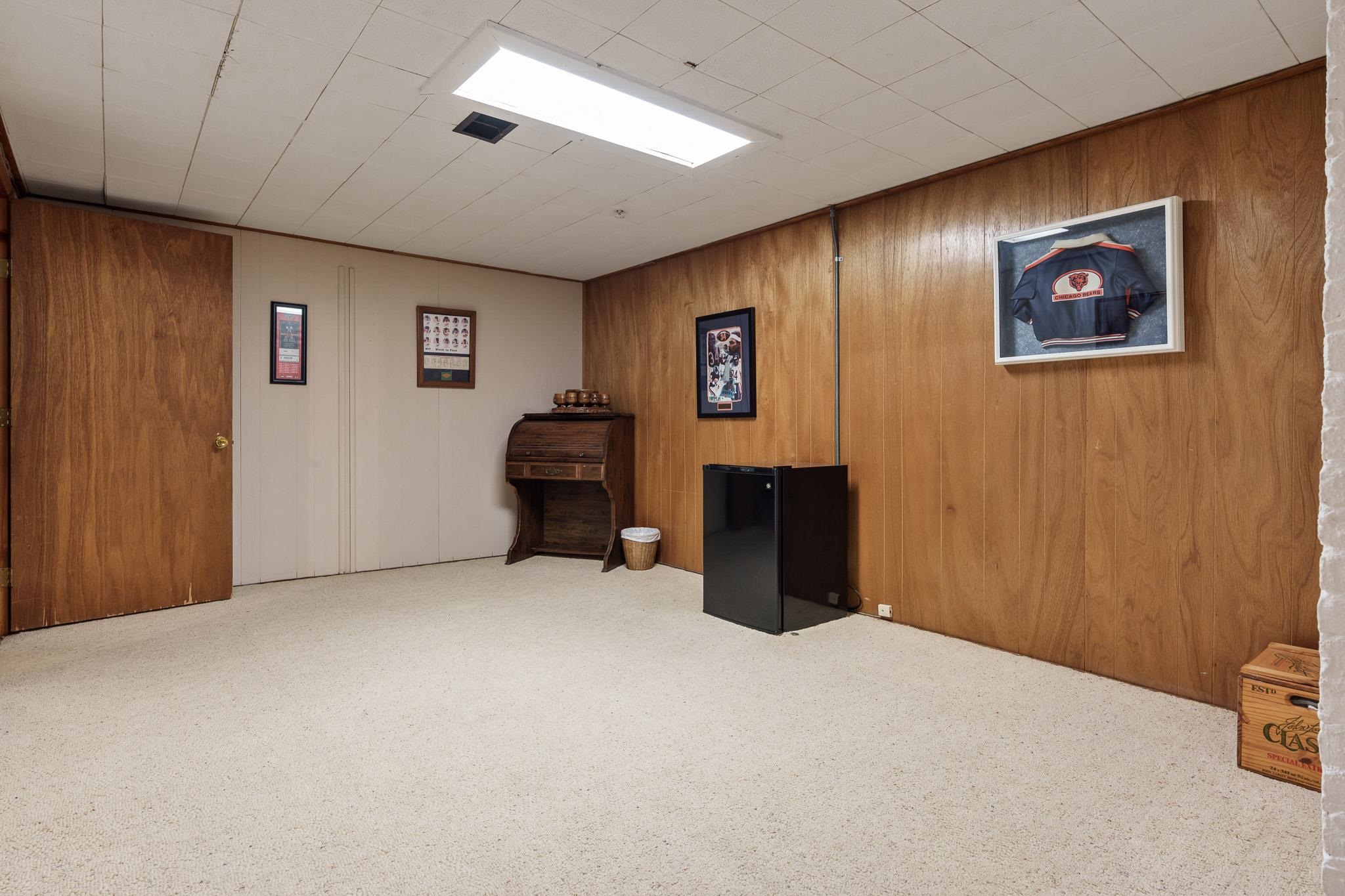 Rockford, Illinois 61107, United States, 3 Bedrooms Bedrooms, ,2 BathroomsBathrooms,Residential,Pending,12729