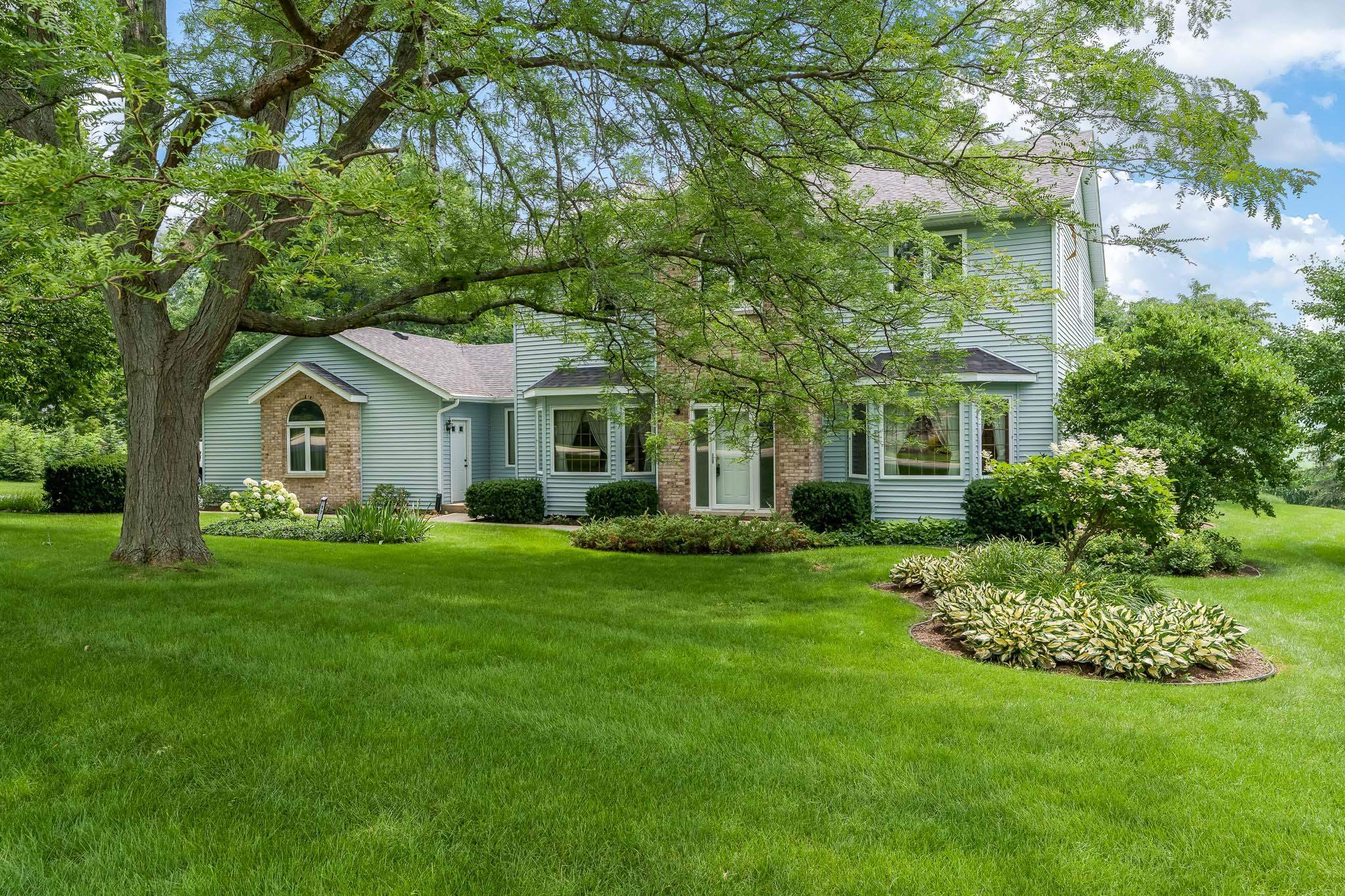 Caledonia, Illinois 61011, United States, 4 Bedrooms Bedrooms, ,3 BathroomsBathrooms,Residential,Active,168026