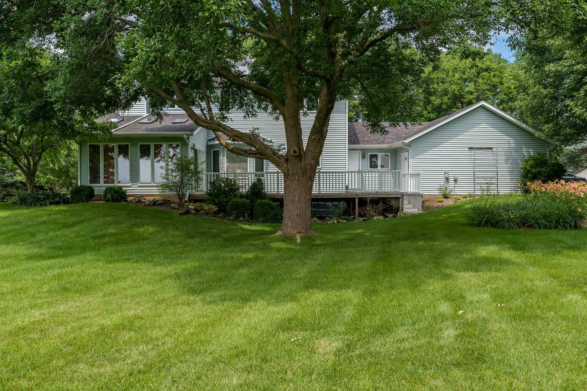 Caledonia, Illinois 61011, United States, 4 Bedrooms Bedrooms, ,3 BathroomsBathrooms,Residential,Active,168026