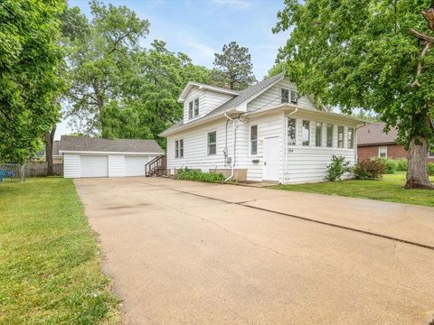 Homes For Sale - 254 River Lane<br/> LOVES PARK, IL 61111