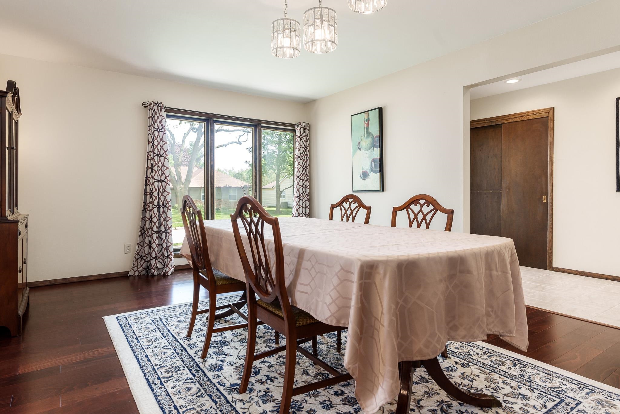 Rochelle, Illinois 61068, United States, 3 Bedrooms Bedrooms, ,2 BathroomsBathrooms,Residential,Pending,58496