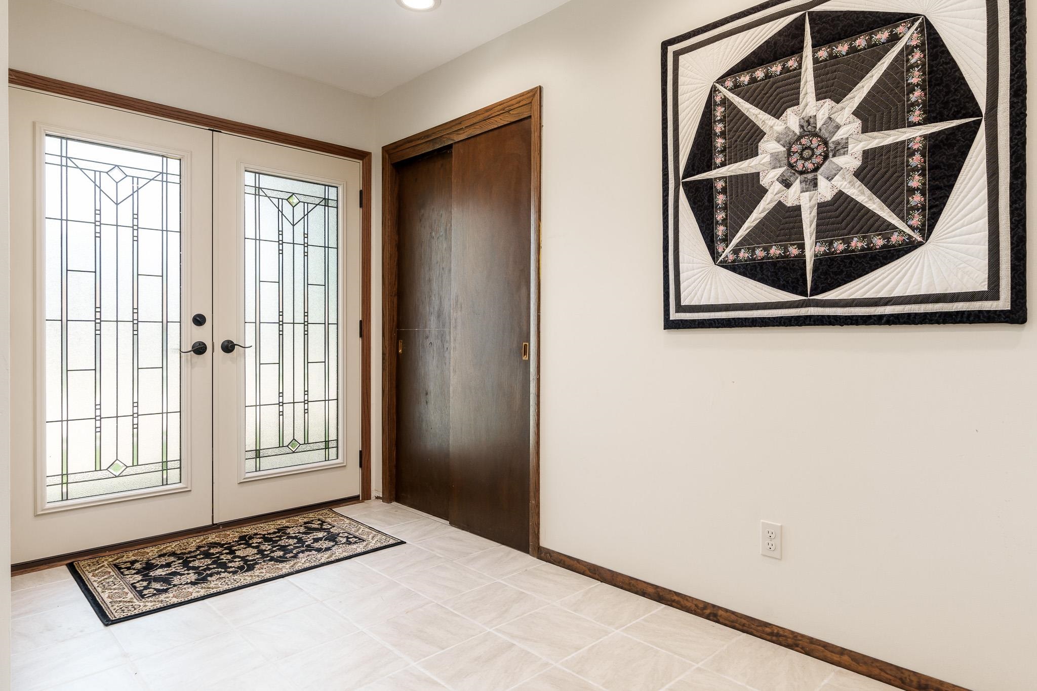 Rochelle, Illinois 61068, United States, 3 Bedrooms Bedrooms, ,2 BathroomsBathrooms,Residential,Pending,58496