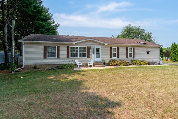 8152 S CHARLES ST, SAVANNA, IL 61074 - Image 2b3cc2b97b727d2b5f727fa883b39a5b/532875846