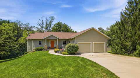 Homes For Sale - 4 N Acorn Court<br/> Jo Daviess County, GALENA, IL 61036