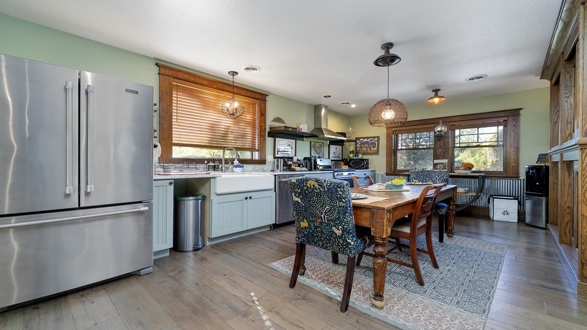 Franklin Grove, Illinois, 61031, United States, 9 Bedrooms Bedrooms, ,9 BathroomsBathrooms,Residential,Active,1965785
